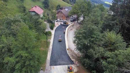 Plaz pri OŠ (asfaltiranje)